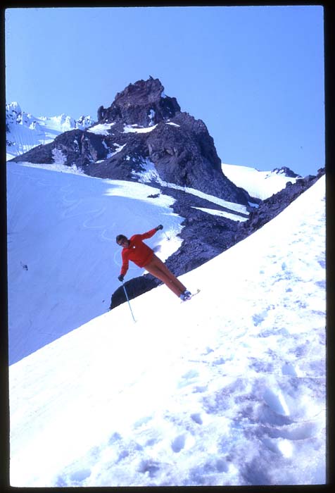 1968-HansonCarroll  Rouge Staub for PanAm Poster Mt Hood 115