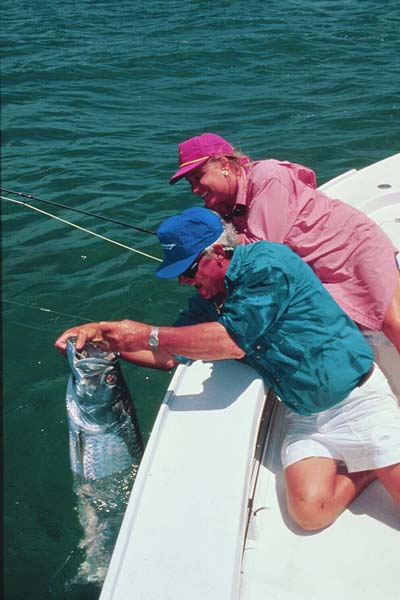 Tarpon Release, FlyFishing, Florida Keys_Hanson Carroll_076